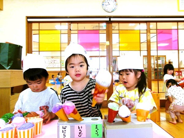 3歳未満児 ごっこ遊び