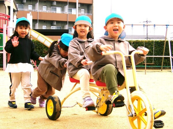 3歳以上児 戸外あそび