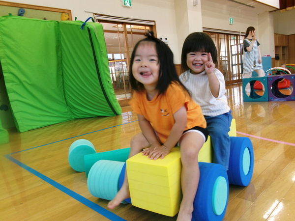 3歳未満児 遊戯室あそび