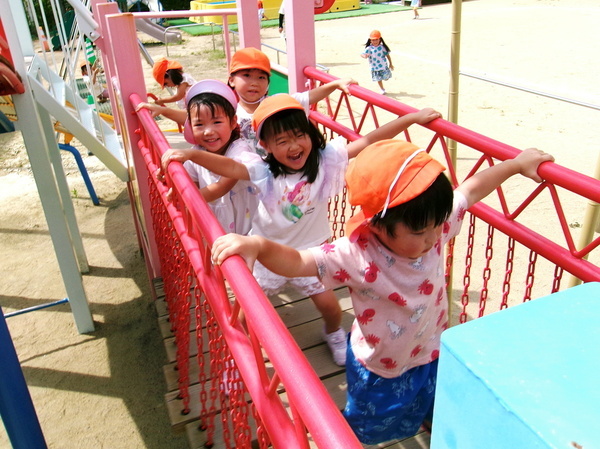 3歳以上児~園庭あそび~